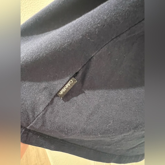 Calvin Klein Liquid Touch TShirt - Picture 7 of 8